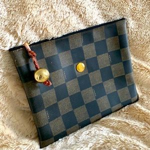 Fendi clutch